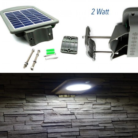 Lampione LED solare da esterno con sensore di attivazione con montaggio per palo o muro 