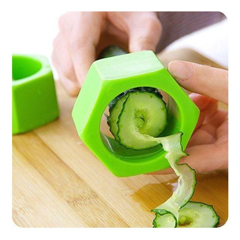 Affettaverdure affettatore cetrioli cucumber e verdura con forma allungata a spirale continua 