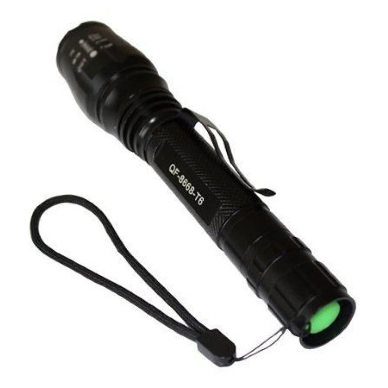 Torcia tattica con zoom e funzione lampeggiante dotata di segnalatore batterie caricatore da rete e da auto e laccio da polso 