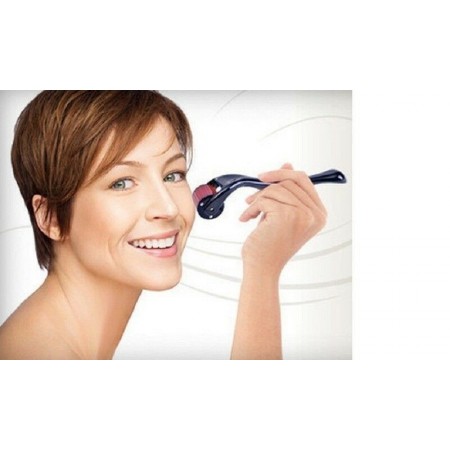 Derma Roller Con Custodia Da Viaggio Con 540 Aghi Da 0,5 mm Per Viso E Corpo