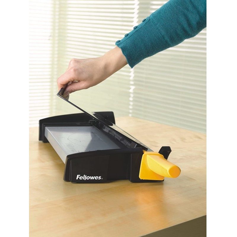 Fellowes Ghigliottina Fusion A4 Tagliacarte Taglierina Cutter a Man...