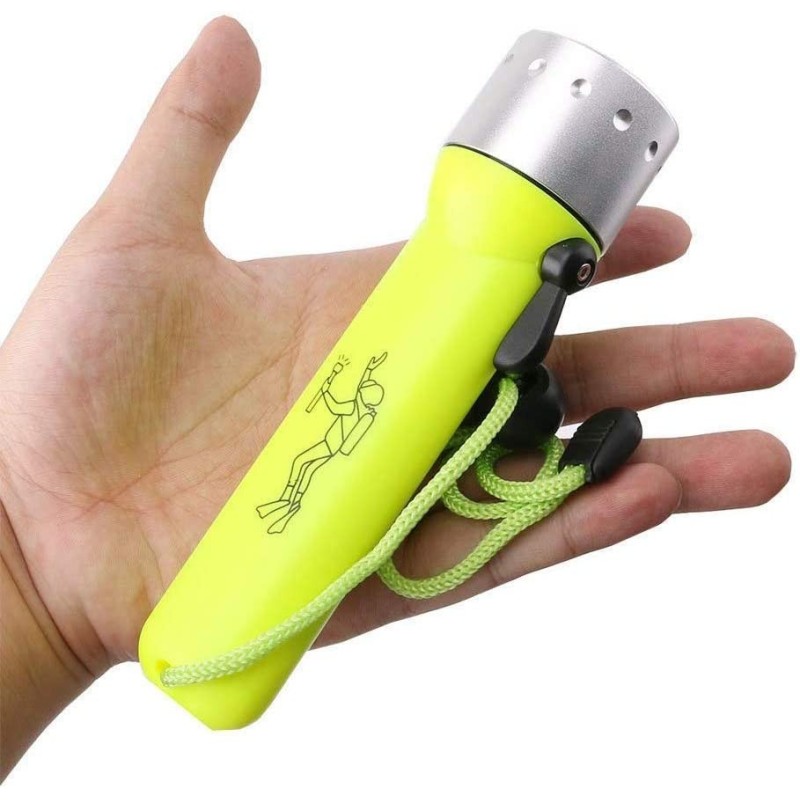 Generico TORCIA SUBACQUEA IMPERMEABILE LED 180 LUMEN CREE 40 metri ...