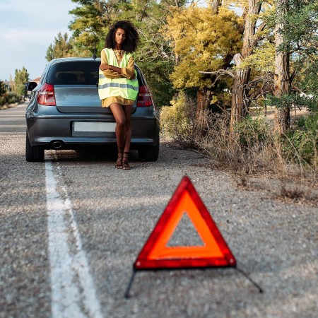 Triangolo e custodia Emergenza stradale sicurezza incidente catarifrangente auto