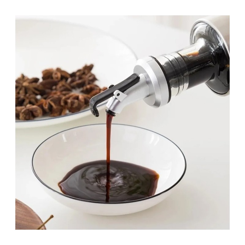 WeHome Oliera con tappo dosatore olio aceto salvagoccia dispenser a...
