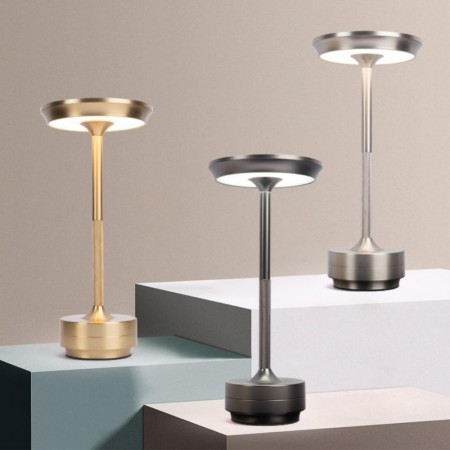 Lampada led da tavolo ricaricabile touch 3000k 4000k 6500k bar ristoranti hotel