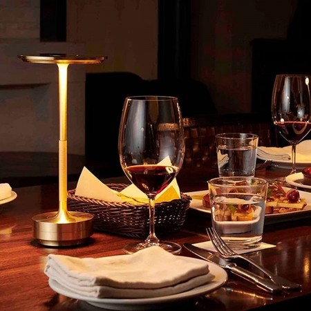 Lampada led da tavolo ricaricabile touch 3000k 4000k 6500k bar ristoranti hotel