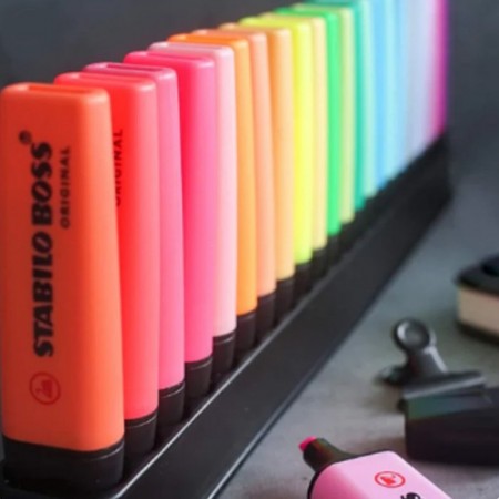 STABILO evidenziatori Boss Original Desk set d 23 colori 9 neon e 14 pastello