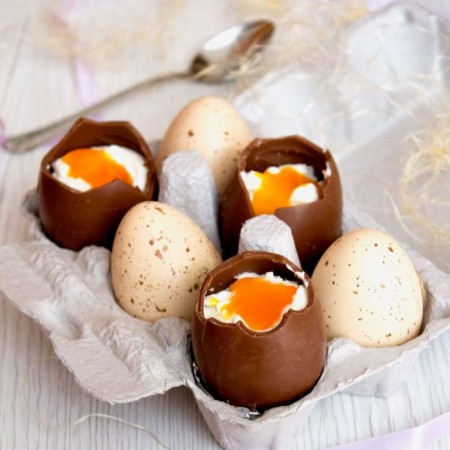10 Uova Di Pasqua Decorazioni Ornamenti Pasquali in schiuma finte macchiate