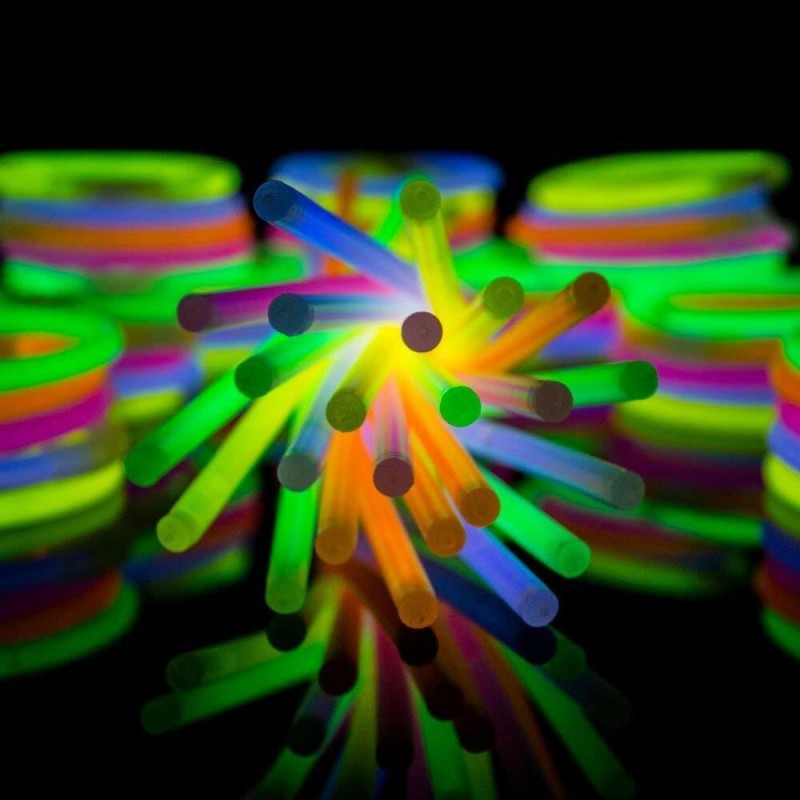 Sweeping Party 100 Braccialetti luminosi bracciali fluorescenti dis...