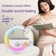 Lampada LED RGB con Ricarica Wireless Bluetooth Speaker Ricaricabile Radio FM SD