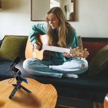 Kit vlogger professionale 4 in 1 treppiede cellulare con microfono e luce led