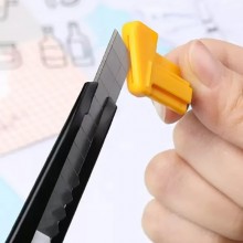 Taglierino professionale 6PZ  cutter di precisione retrattile con lama 9 mm