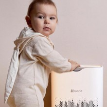 EZVIZ Purificatore d'Aria con Tecnologia UV-C che Uccide Batteri e Virus Quattro Stadi Filtraggio Fino a 30mq