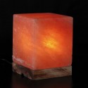 Lampada di sale rosa dell'Himalaya 3.2 Kg con base in legno forma di cubo