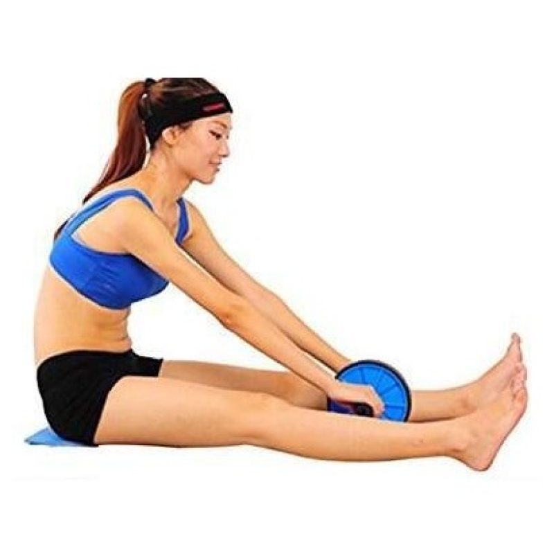 Ruota per allenamento dei muscoli addominali con maniglie imbottite